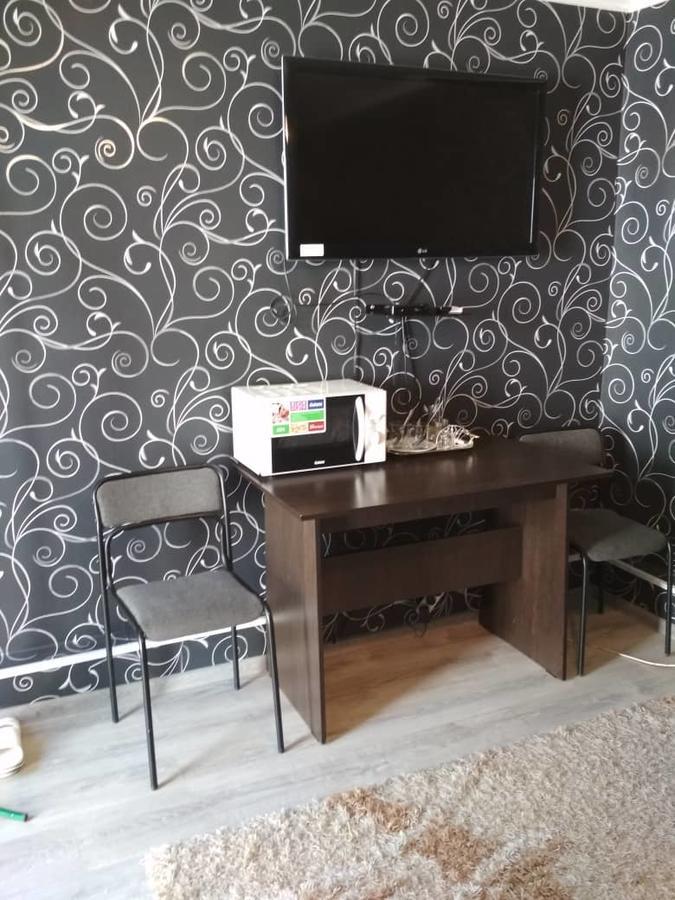 Holiday Hostel House Biskek Kültér fotó